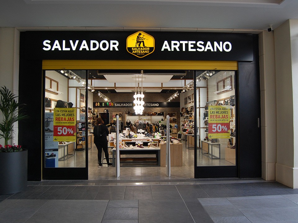 SALVADOR ARTESANO