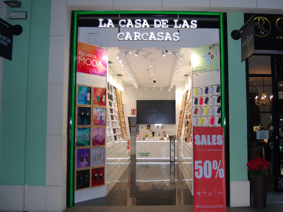 LA CASA DE LAS CARCASAS