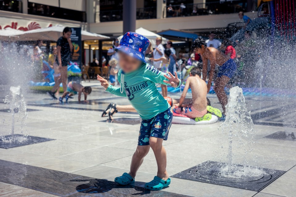 PLAYGROUND FUENTE INTERACTIVA