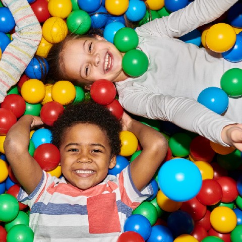 JUEGOS TRADICIONALES EN ZENIA BOULEVARD